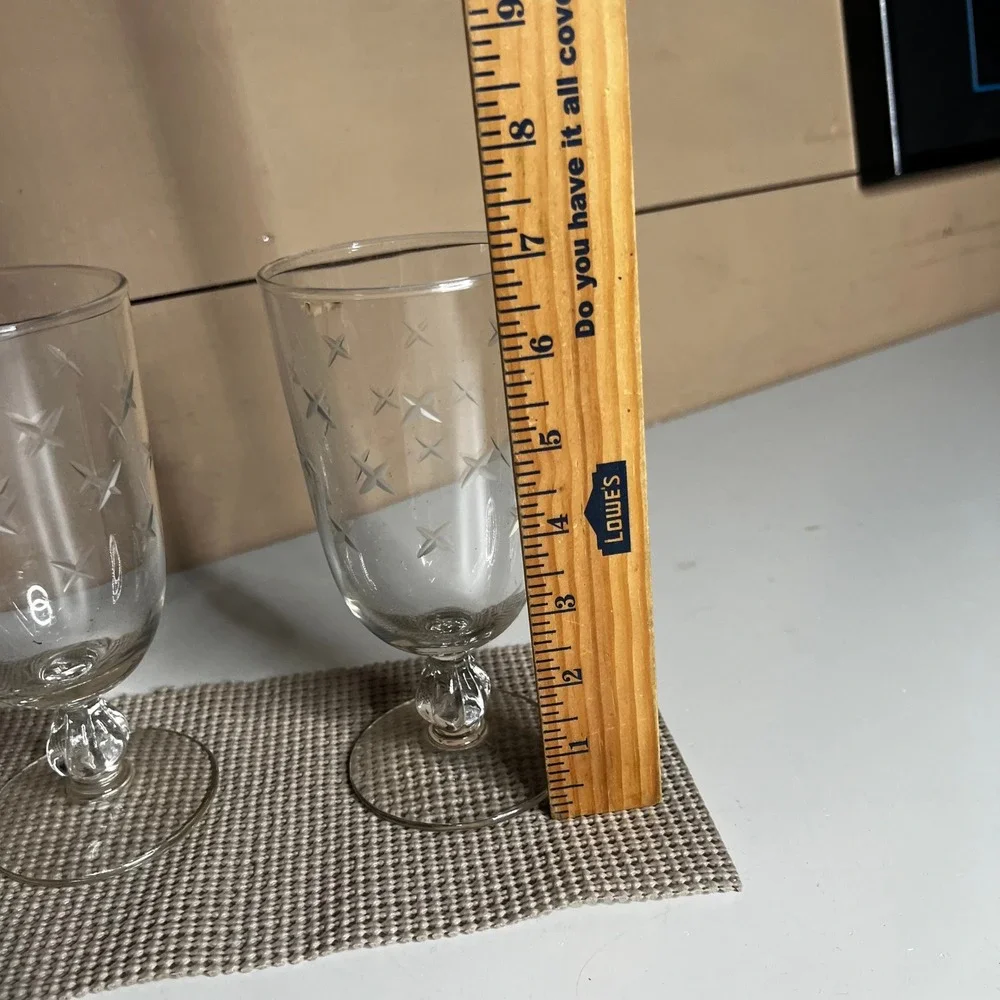 Vintage Etched Starburst Footed Water Goblets Clear Glass Set of 2 6.5